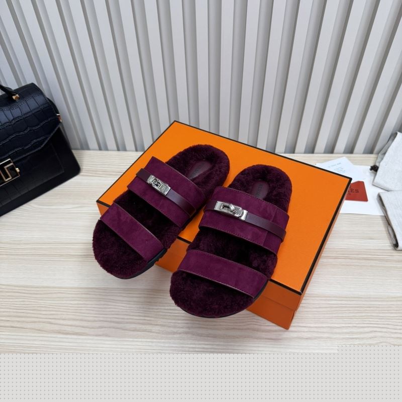 H**mes slippers